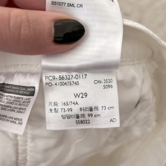 Levi 501 Jean Shorts - Picture 3 of 4